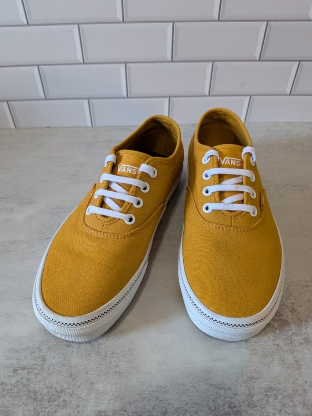 VANS Like-New "Doheny Decon" Sneakers RARE! - Golden Yellow - Women's 7.5 - Picture 2 of 12